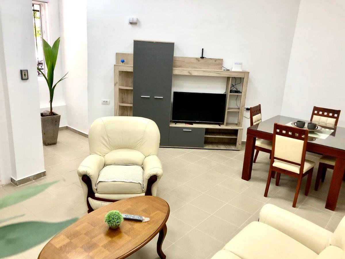 Apartment Tesla Pančevo Eksteriør billede